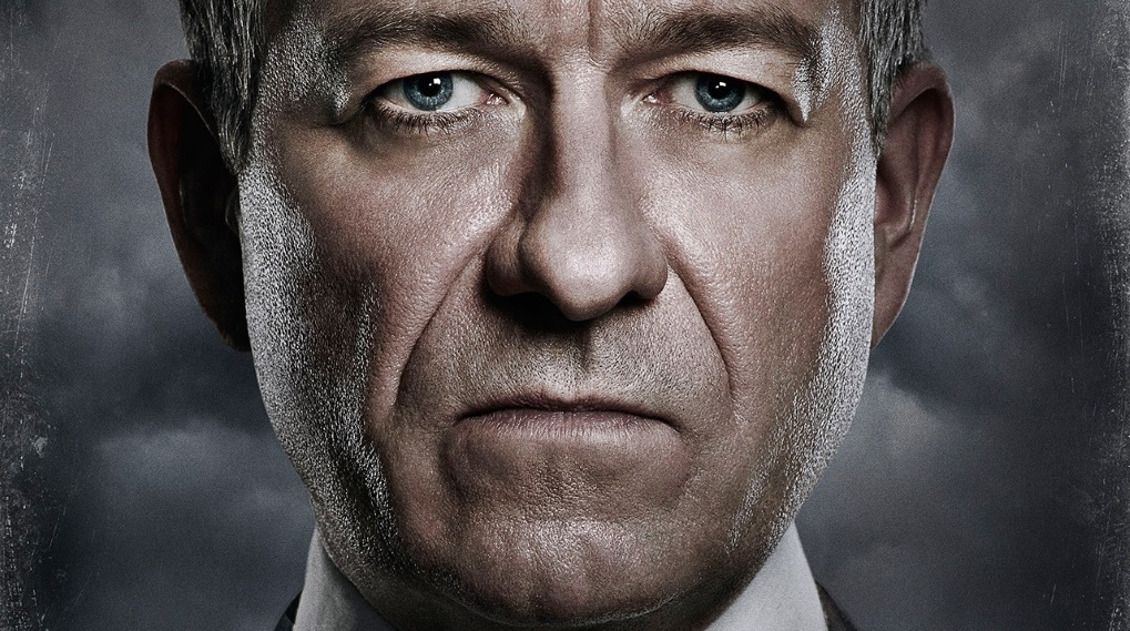 Pennyworth alfred batman gotham serie / Filmz.dk