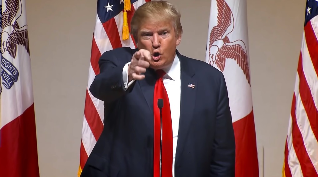 trailer michael moore trump / Filmz.dk