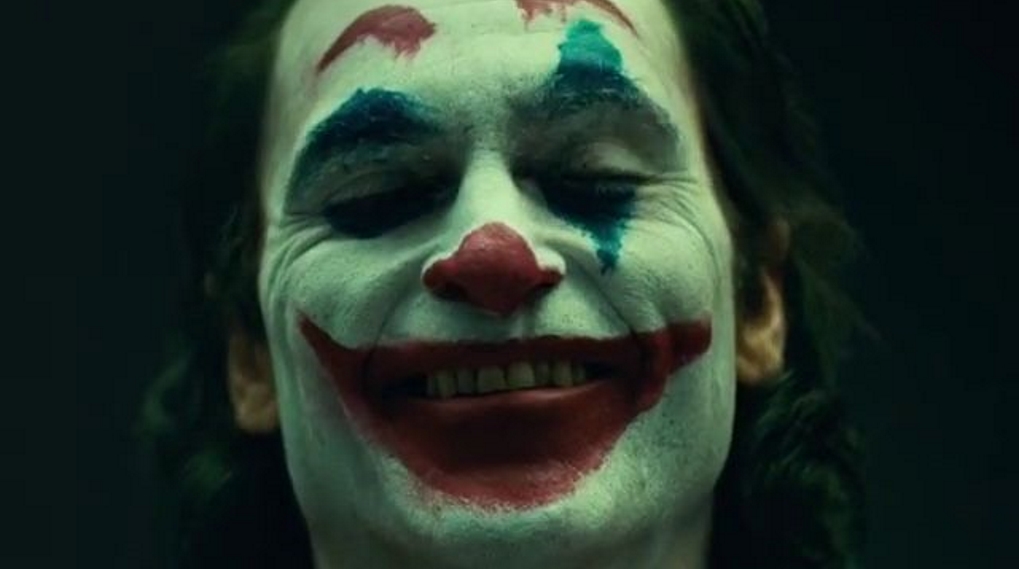 Joaquin Phoenix Joker makeup / Filmz.dk