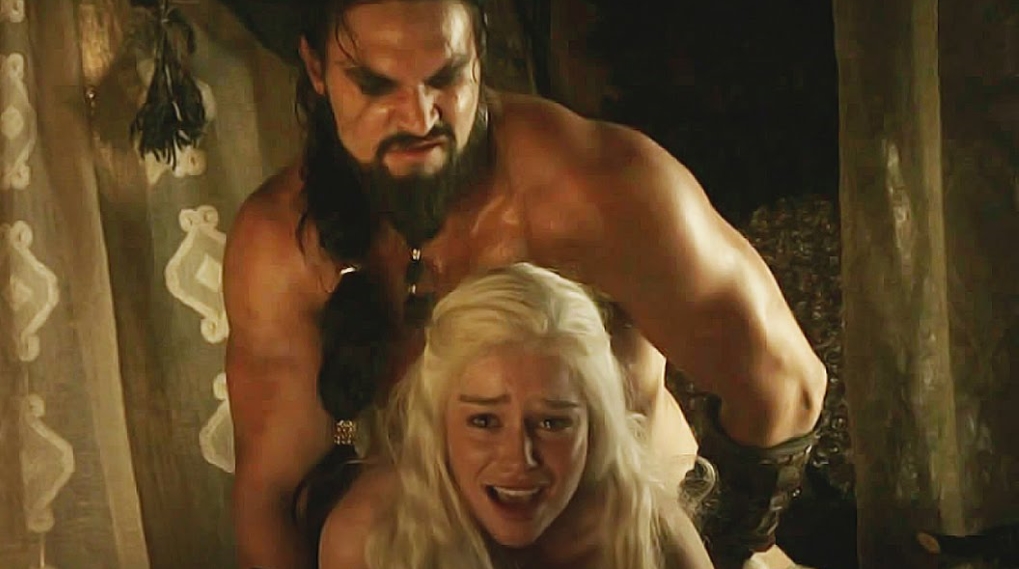 Game of Thrones Emilia Clarke Fifty Shades of Grey / Filmz.dk