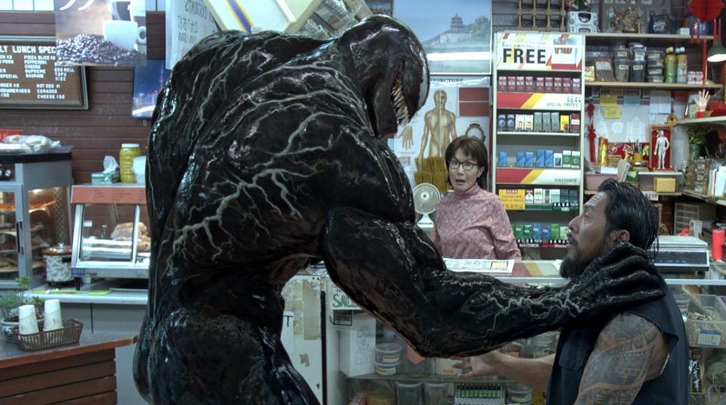 Venom plot hul / Filmz.dk