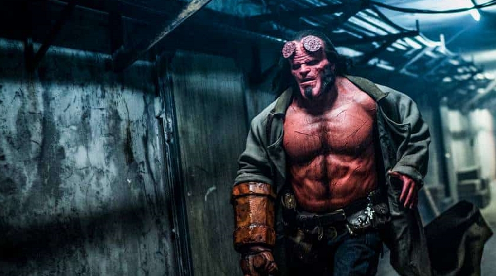 Hellboy nyt billede blodig voldelig / Filmz.dk