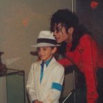 Leaving Neverland radio dropper michael jackson / Filmz.dk