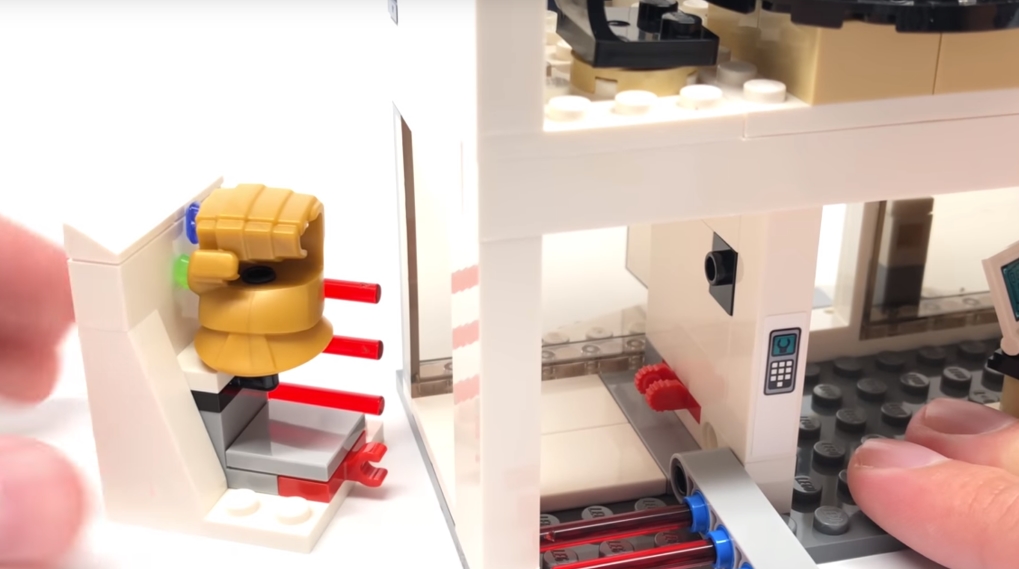 Lego Infinity Gauntlet Avengers Endgame / Filmz.dk