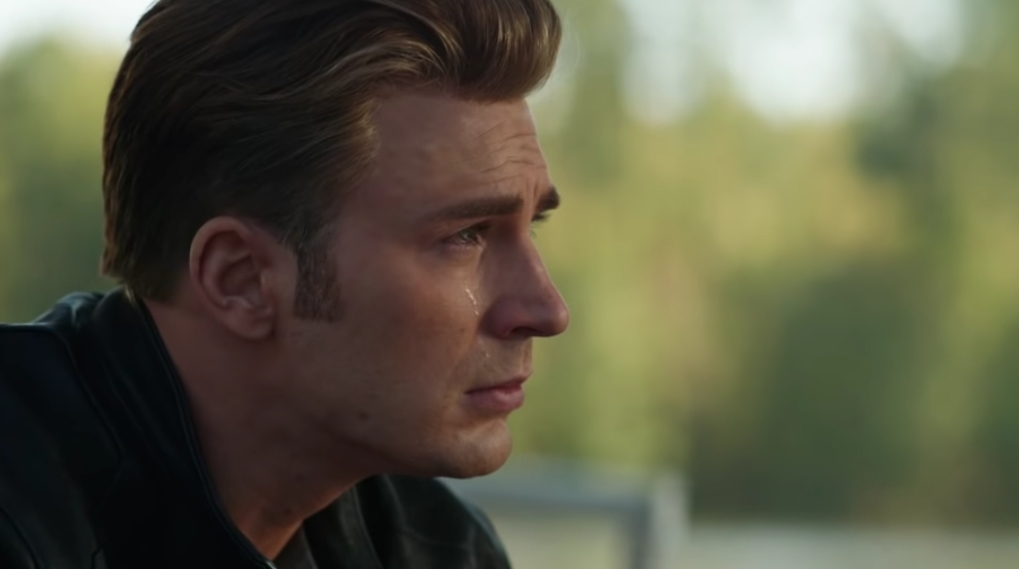 Marvel fan græder gråd sorg Avengers Endgame / Filmz.dk