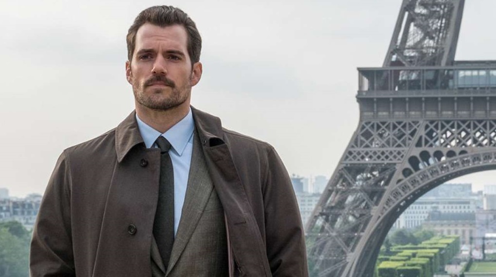 henry cavill superman skuespiller sherlock holmes stranger things millie bobby brown / Filmz.dk