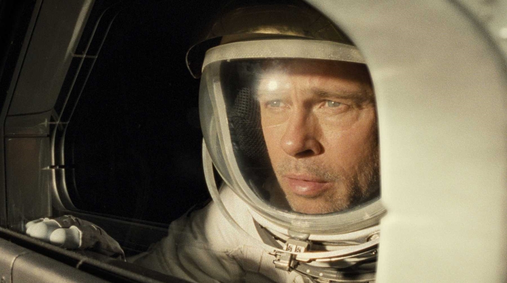 Ad Astra Brad Pitt anmeldelser venedig / Filmz.dk