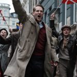 De forbandede år trailer / Filmz.dk