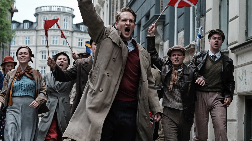 De forbandede år trailer / Filmz.dk