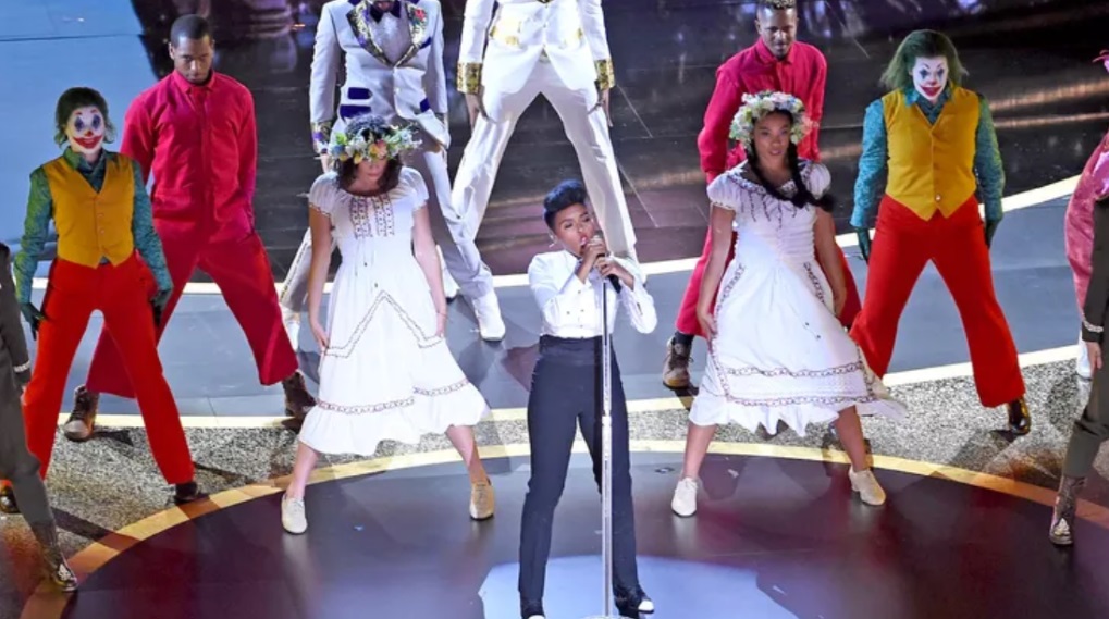 Janelle Monáe åbning dans show sang / Filmz.dk