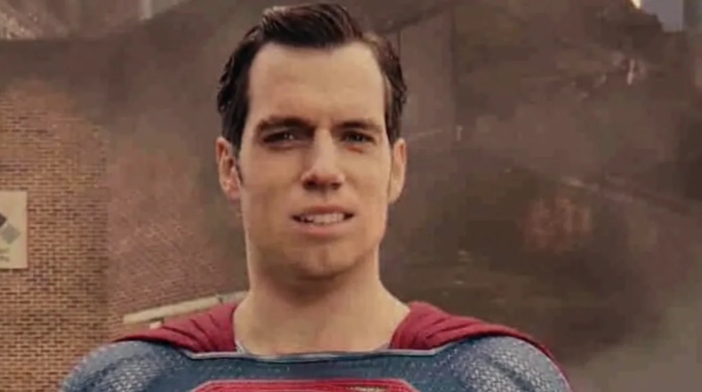 Henry Cavill reshoots Zack Snyder Justice League / Filmz.dk