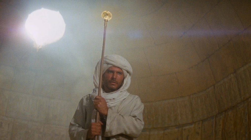 køb indiana jones rekvisit auktion / Filmz.dk