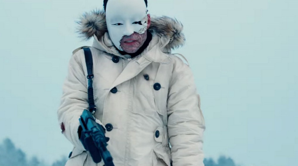 No Time to Die åbnings-scene / Filmz.dk