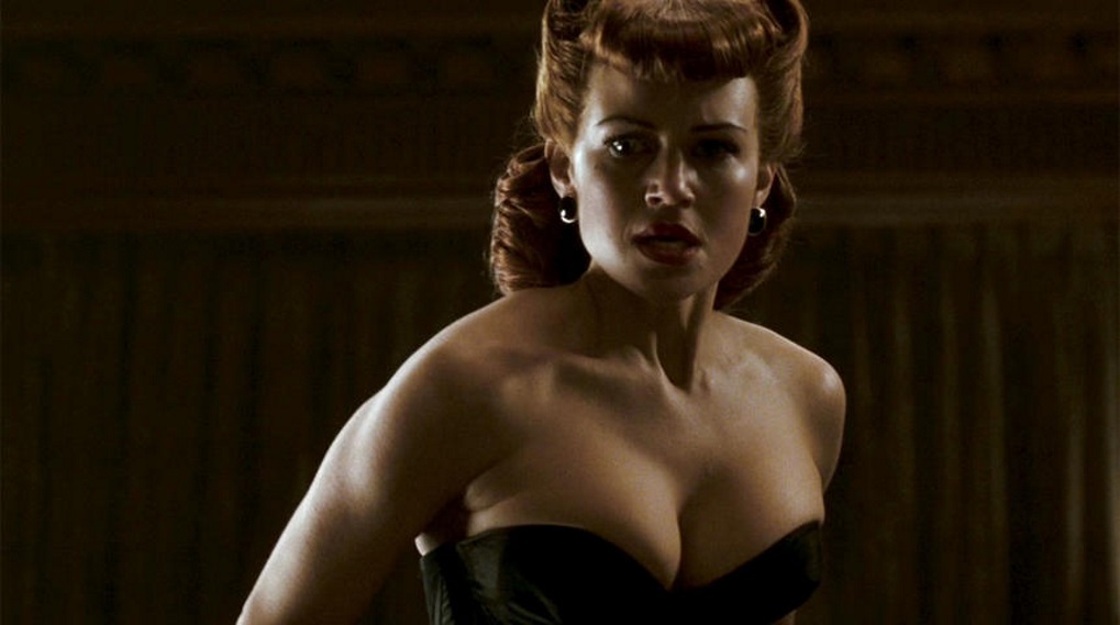 Carla Gugino Catwoman / Filmz.dk