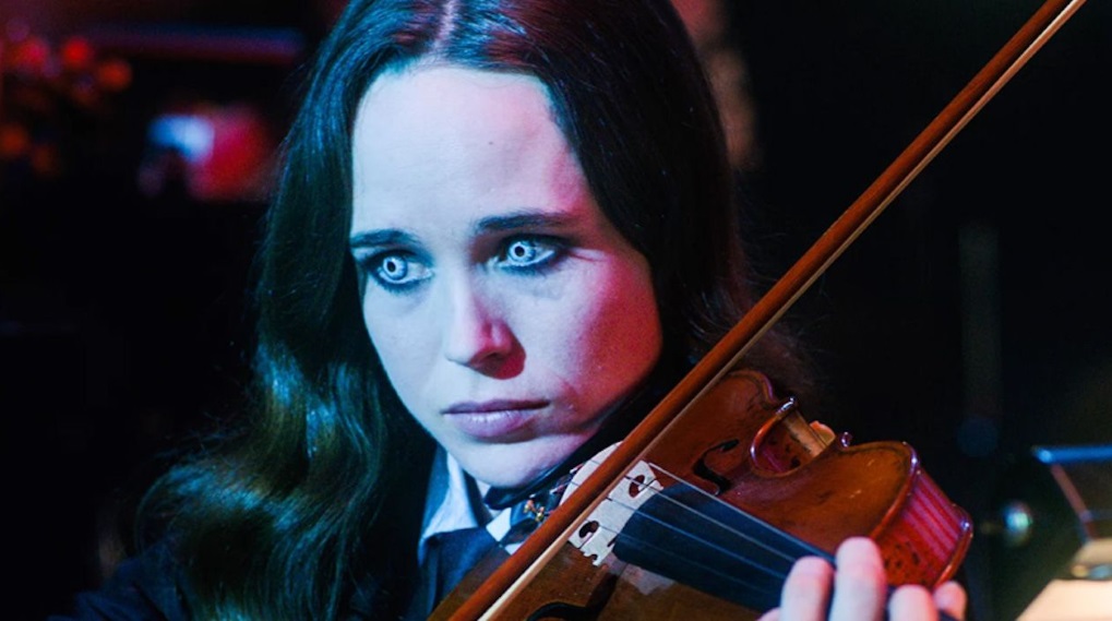 Elliot Page trans kritik Scarlett / Filmz.dk
