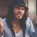 russell brand anklager 2 / filmz.dk